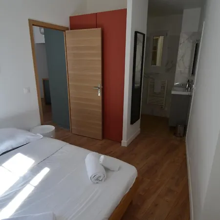 Jaures - Luxueux Quartier Vieux-nice Apartment *