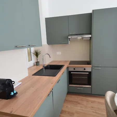 Jaures - Luxueux Quartier Vieux-nice Apartment